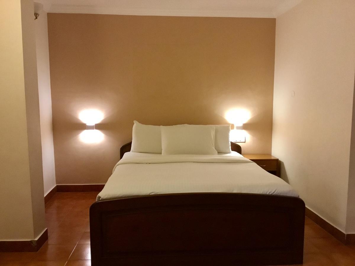 Sai Towers Otel Puttaparthi Dış mekan fotoğraf