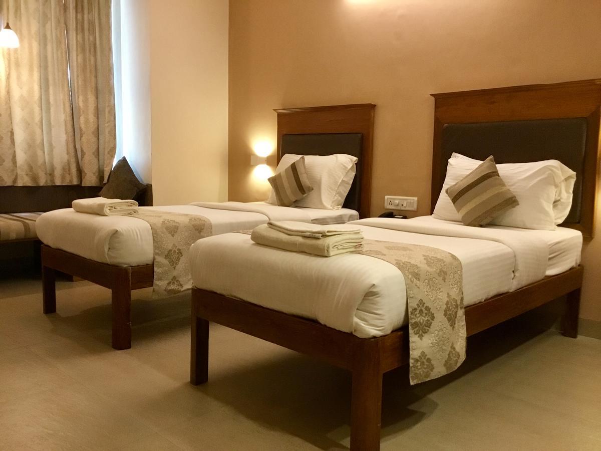 Sai Towers Otel Puttaparthi Dış mekan fotoğraf