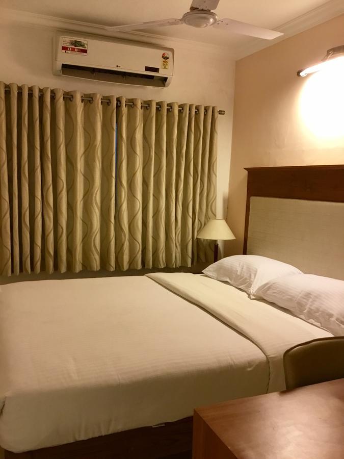 Sai Towers Otel Puttaparthi Dış mekan fotoğraf