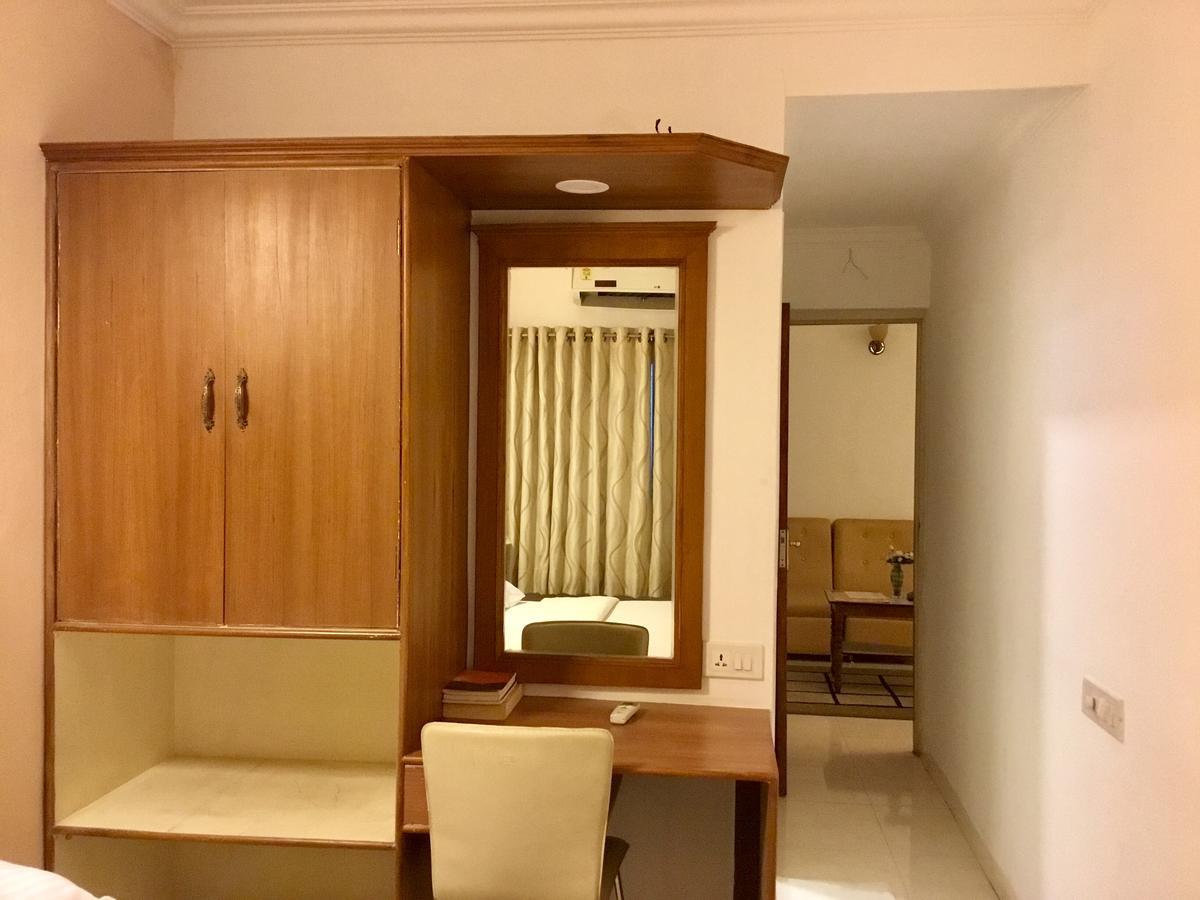 Sai Towers Otel Puttaparthi Dış mekan fotoğraf